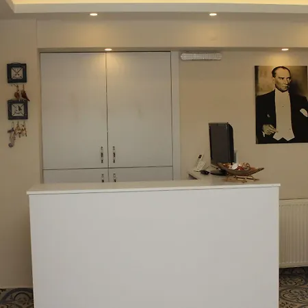 Butik Akvaryum 2* אדאלר