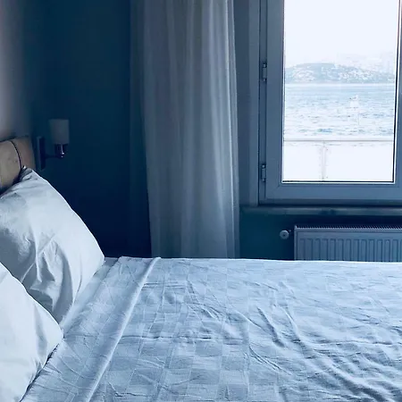 Butik Akvaryum 2*