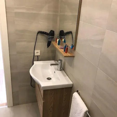Butik Akvaryum 2*