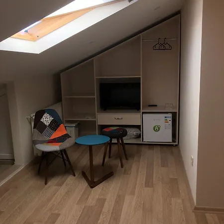 Butik Akvaryum 2* אדאלר