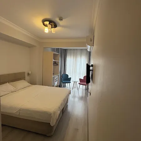 Butik Akvaryum לינה וארוחת בוקר אדאלר