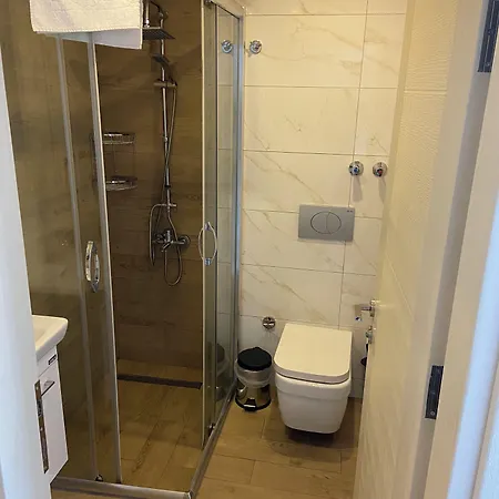 Butik Akvaryum 2* Adalar
